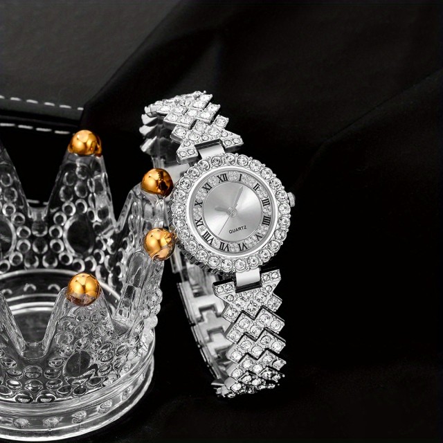 5 delni komplet s kovinsko uro in nakitom v srebrni barvi