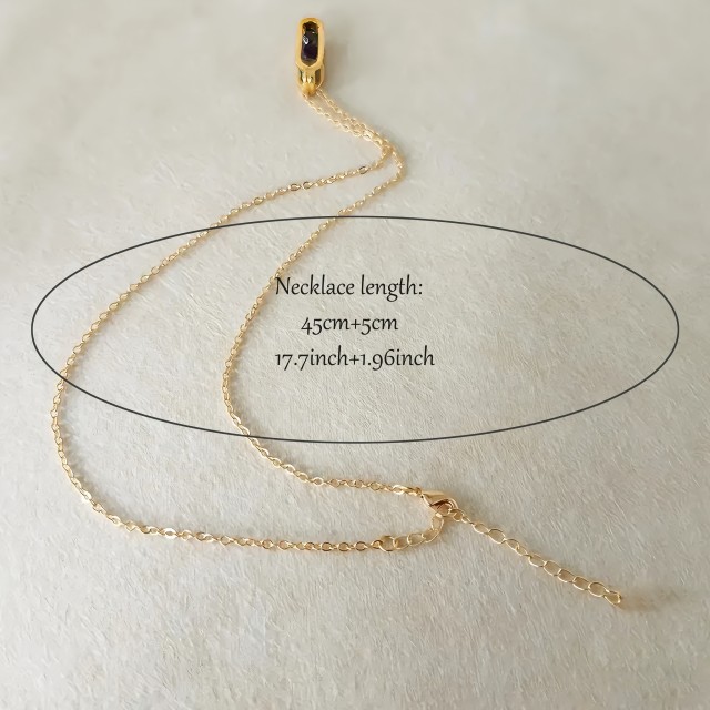 Verižica z energijskimi kristali v steklenem obesku