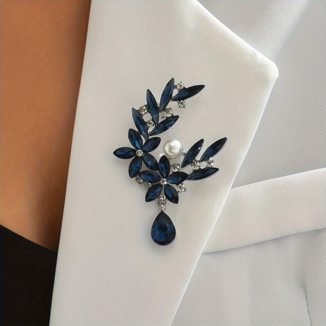 Luksuzna modra broška s cvetjem iz okrasnih kamnov