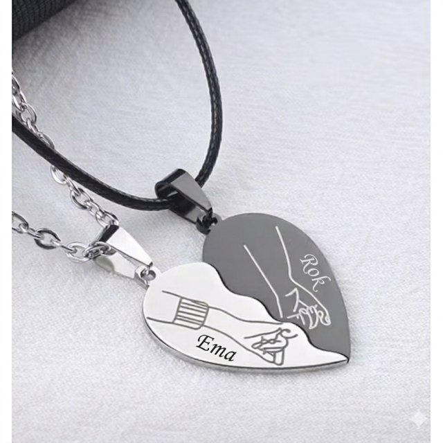 Komplet dveh personaliziranih ogrlic z rokama in osebno gravuro