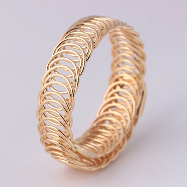 Zapestnica zlata elegantna