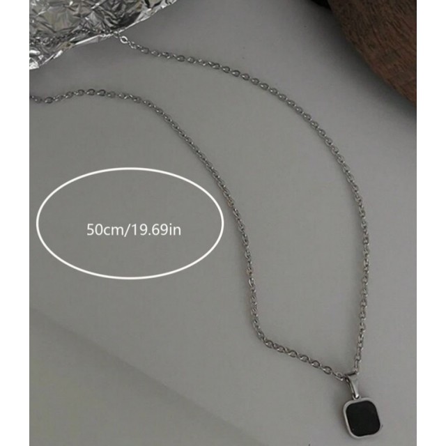 Moška verižica s črnim obeskom – nerjaveče jeklo