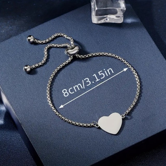 Personalizirana zapestnica s srcem in gravuro po želji