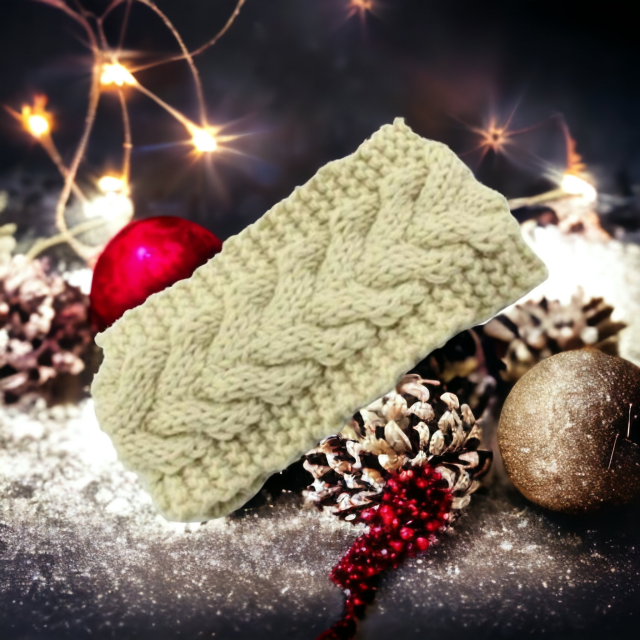 Udoben pleten trak za glavo bež barve