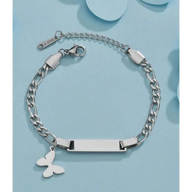 Personalizirana zapestnica z obeskom metuljčka in osebno gravuro 