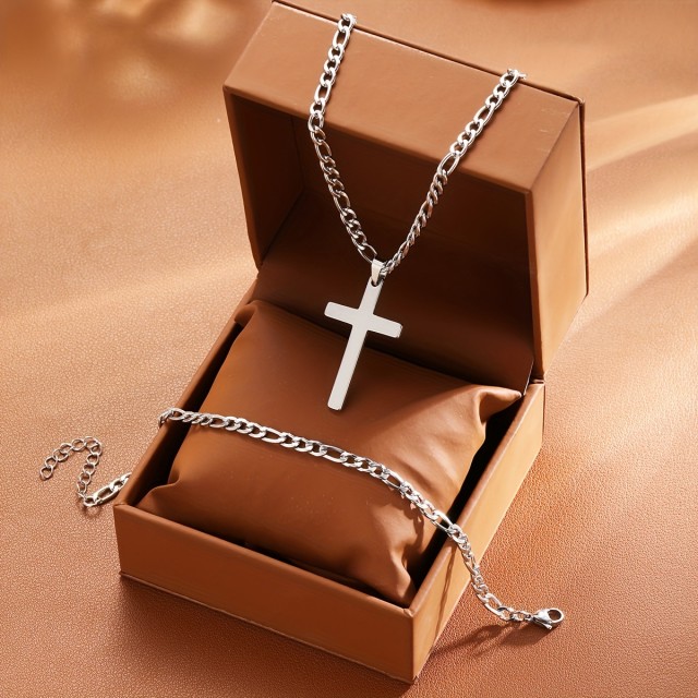 Dvodelni moški komplet z verižico križ in zapestnico