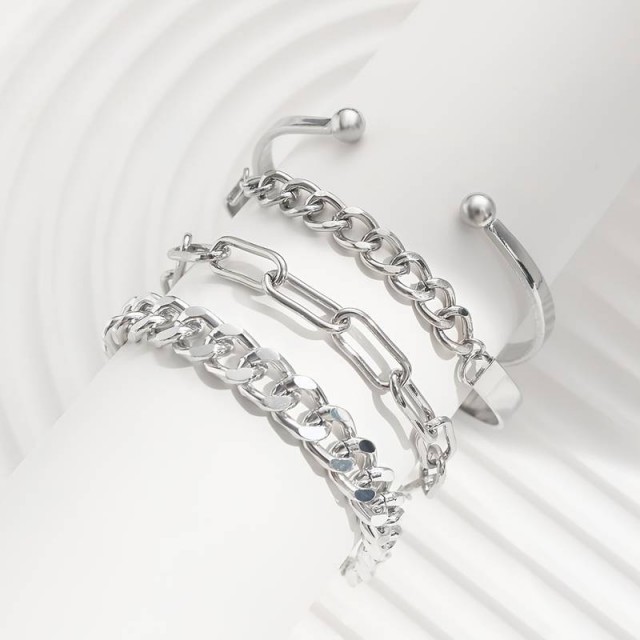 Preprost 4 delni komplet zapestnic v zlati ali srebrni barvi