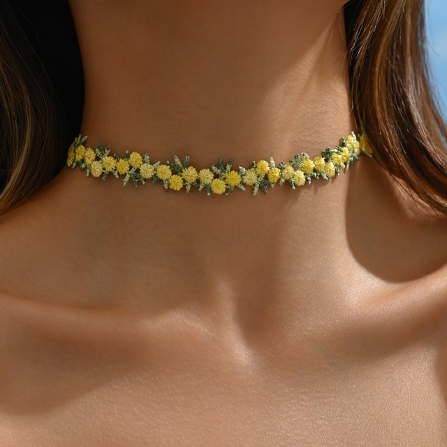 5 delni komplet pletenih choker ogrlic