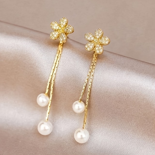 Prelepi viseči uhani z rožico