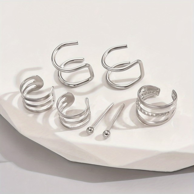 7 delni komplet uhanov v zlati ali srebrni barvi (luknjice zgoraj niso potrebne)