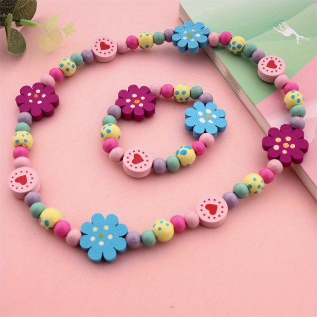 Otroški lesen komplet z verižico in zapestnico