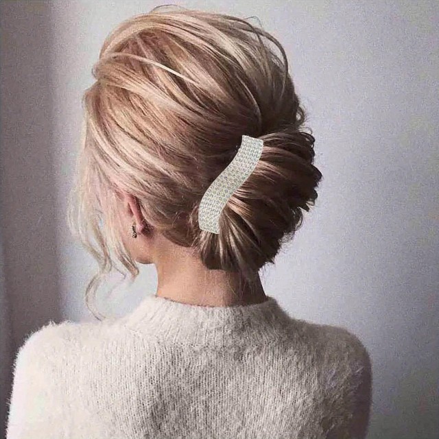 Elegantna lasna sponka z okrasnimi kamni 