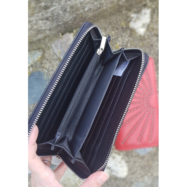 Denarnica z netki spredaj, črna ali rdeča