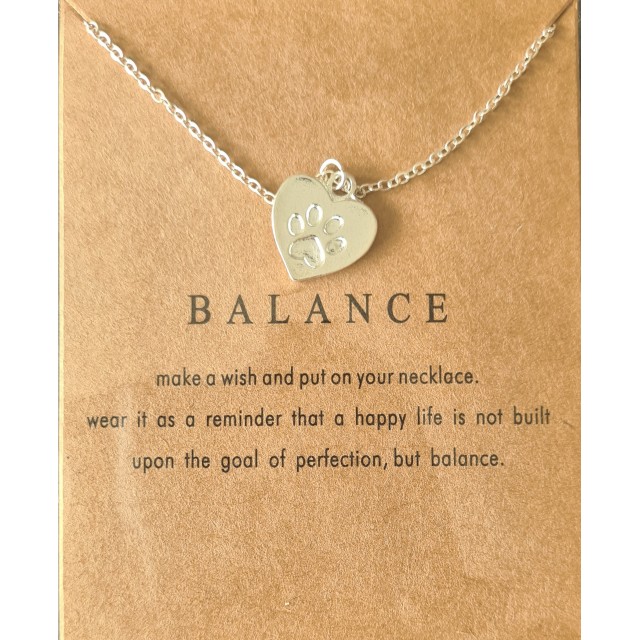 Verižica z obeskom srca v obliki srca s tačko 