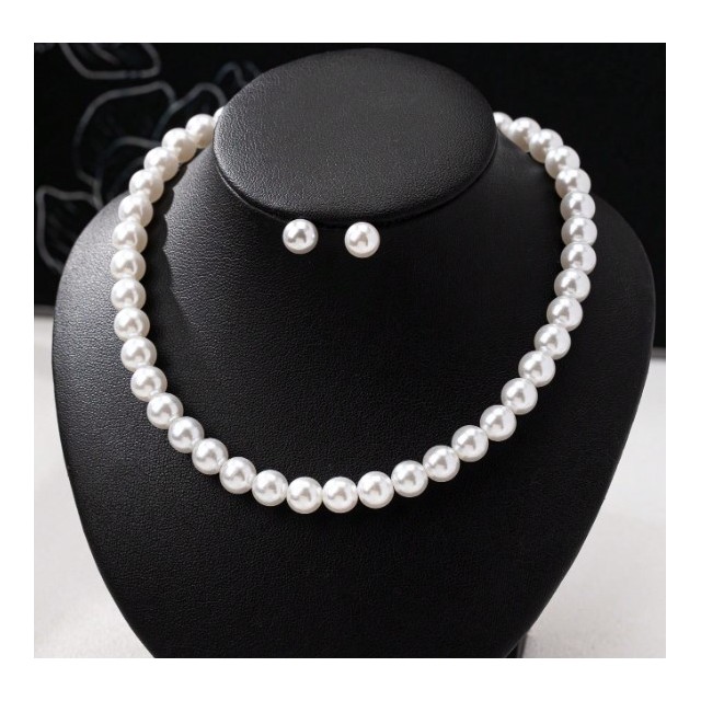 Komplet ogrlica in vtični uhani s perlico