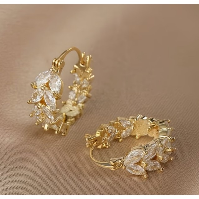 Elegantni okrogli uhani s klasjem pšenice