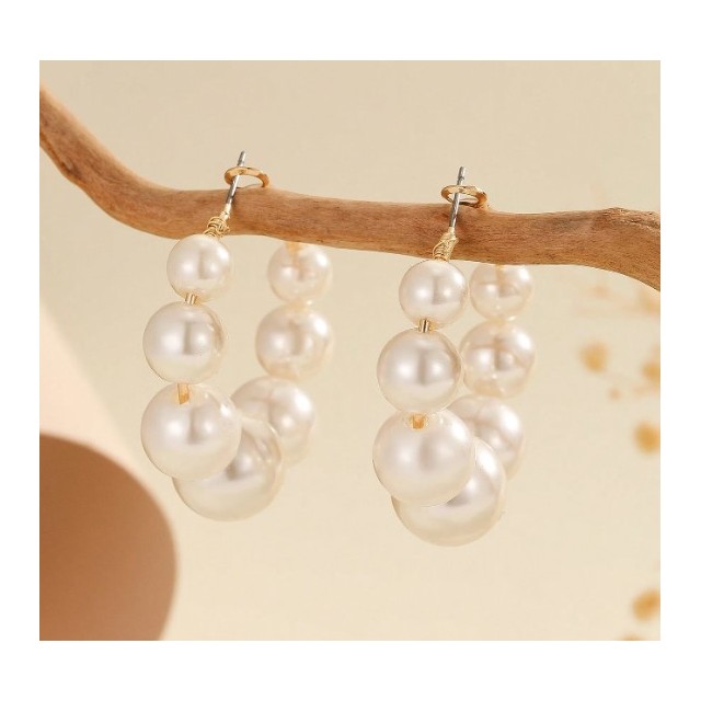 Okrogli zlati uhani s perlicami 