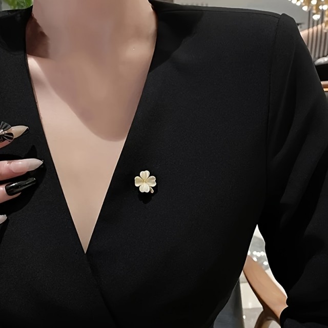 Komplet 6 elegantnih minimalističnih brošk