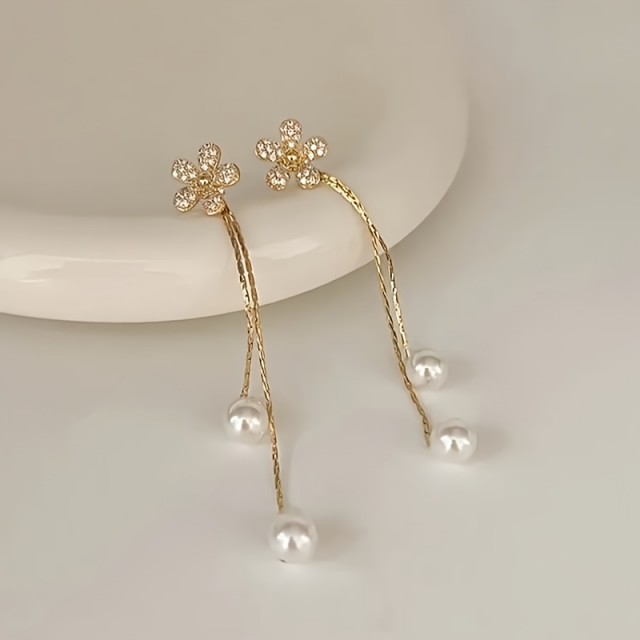 Prelepi viseči uhani z rožico