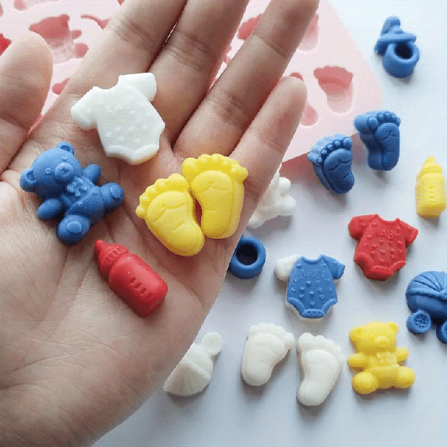 Silikonski model z otroško tematiko za dekoracijo svečk mil tort