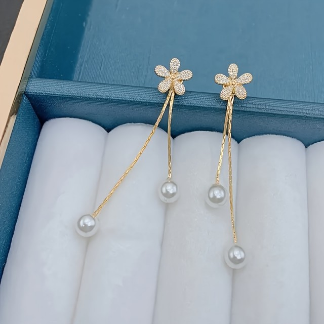 Prelepi viseči uhani z rožico