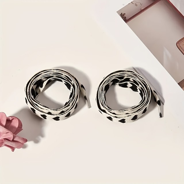 Vezalke s srčki 120cm črne ali rdeče