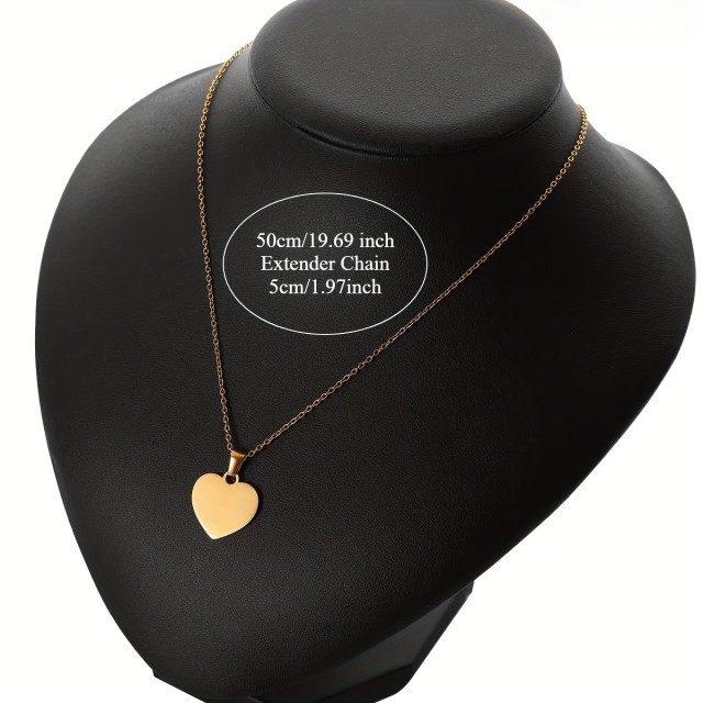 Personalizirana ogrlica s srcem in gravuro po želji