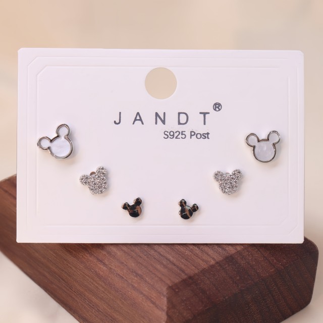 Komplet uhanov v srebrni barvi MIckey Mouse