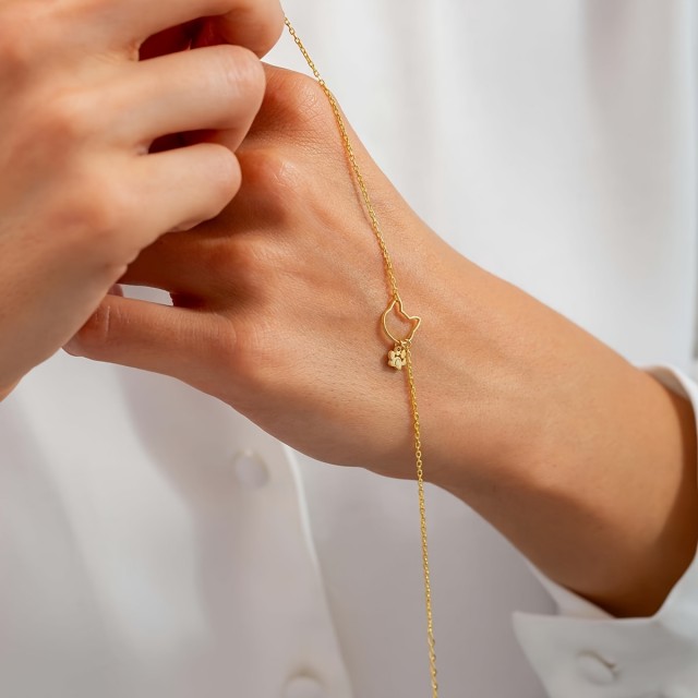 Personalizirana zapestnica z mucko in tačko 