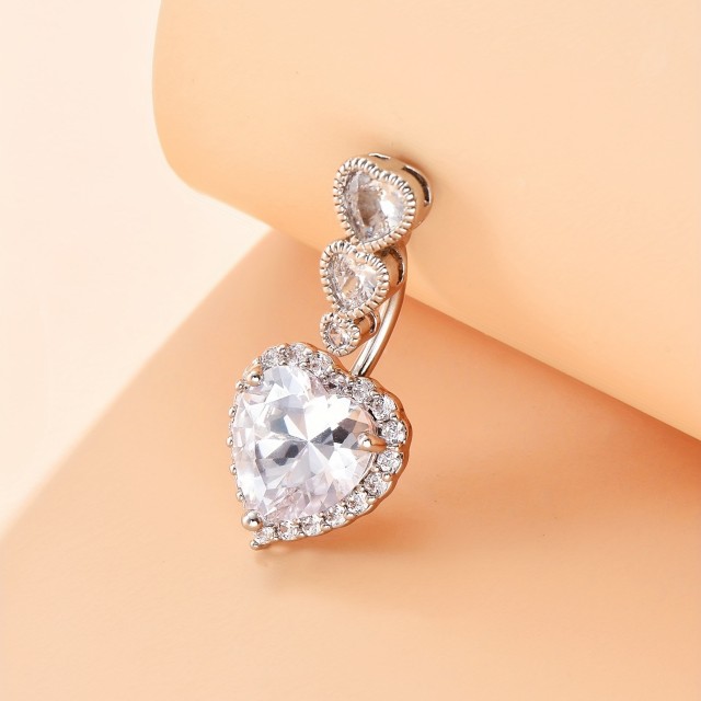 Piercing za popek s trojnimi srci