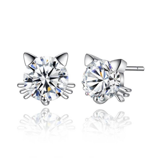 Uhančki mucka srebrne barve