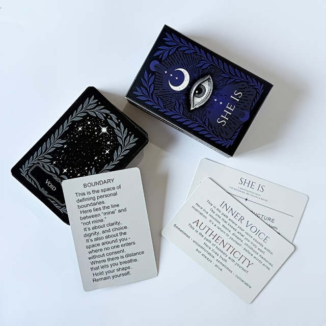 SHE IS – 52 duhovnih zdravilnih kart z afirmacijami