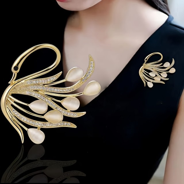 Elegantna broška z labodom