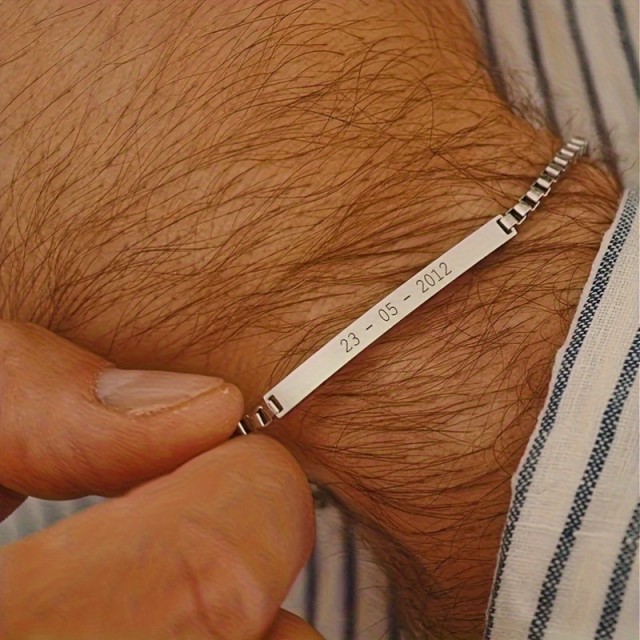 Personalizirana moška zapestnica z gravuro po želji