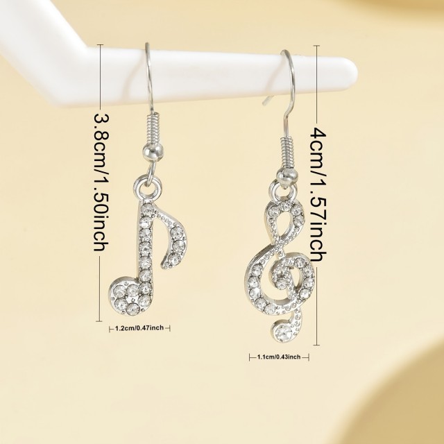 Viseči uhani z noto srebrne barve