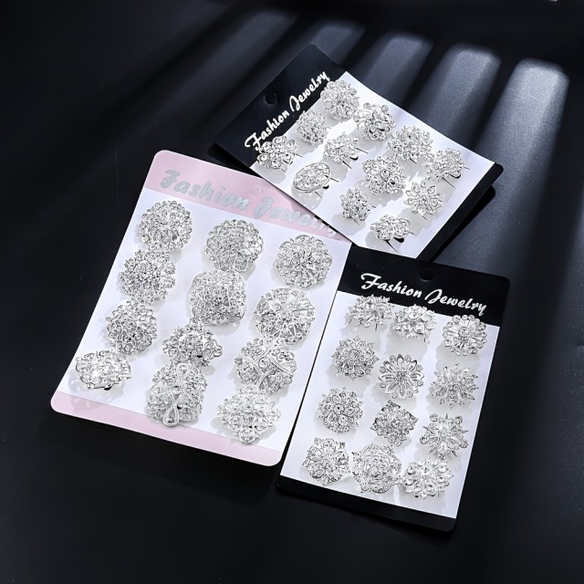 Komplet 36 minimalističnih brošk v srebrni barvi