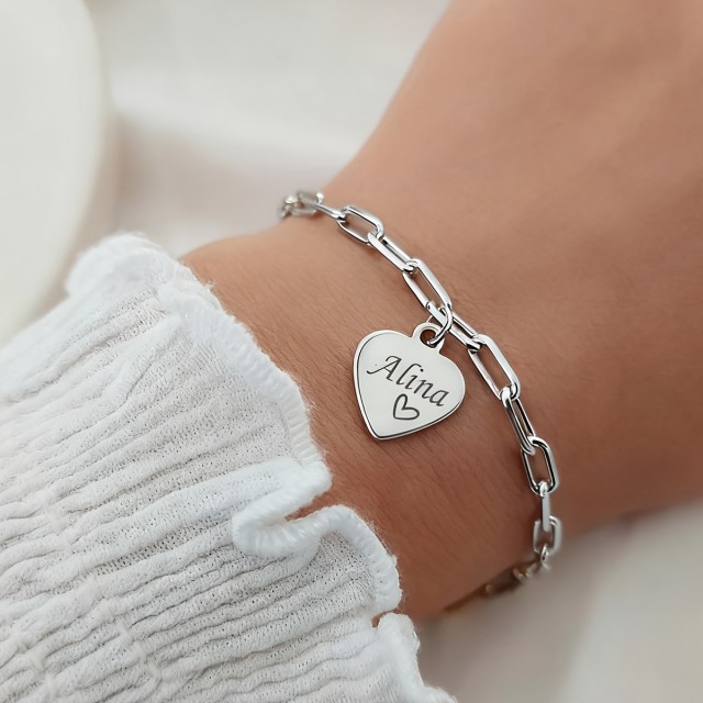 Personalizirana zapestnica z obeskom srca in lastno gravuro