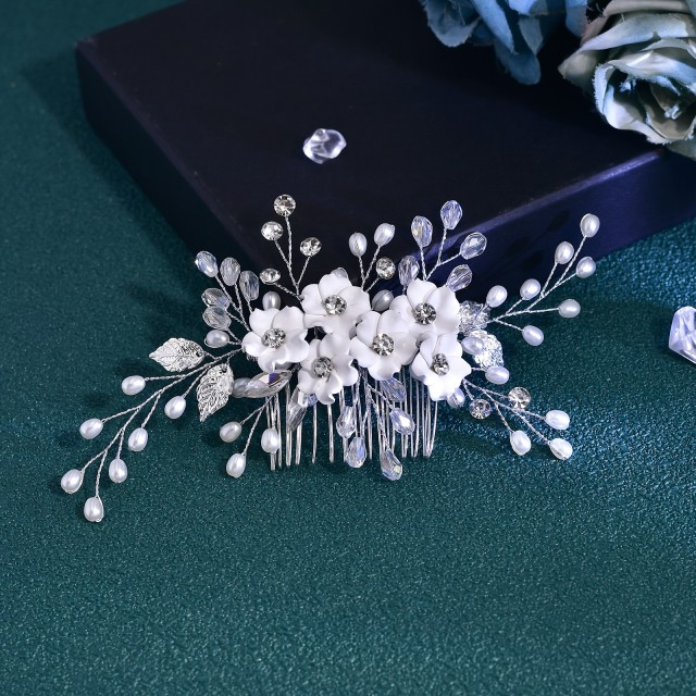 Elegantni cvetlični poročni glavnik 