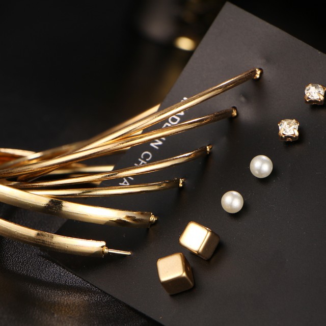 6 delni komplet uhanov