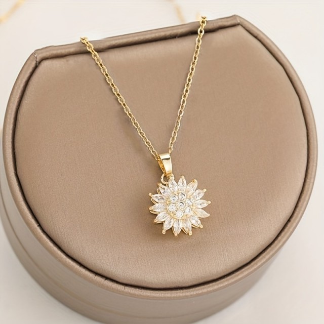 Nerjaveča ogrlica z obeskom sončnice 2 barvi