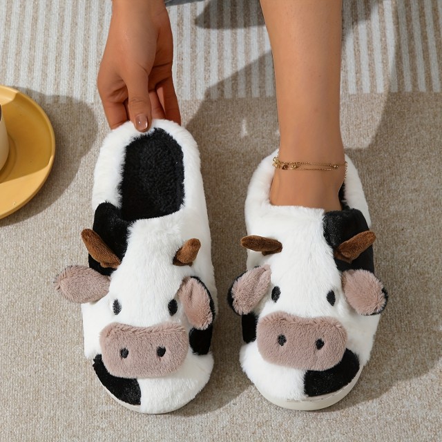 Mehki plišasti copati z motivom kravice