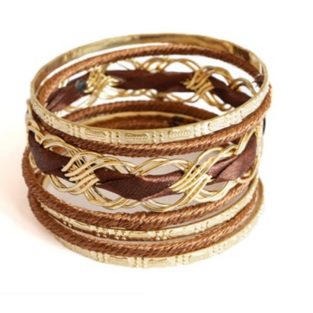 Set rjavih zapestnic