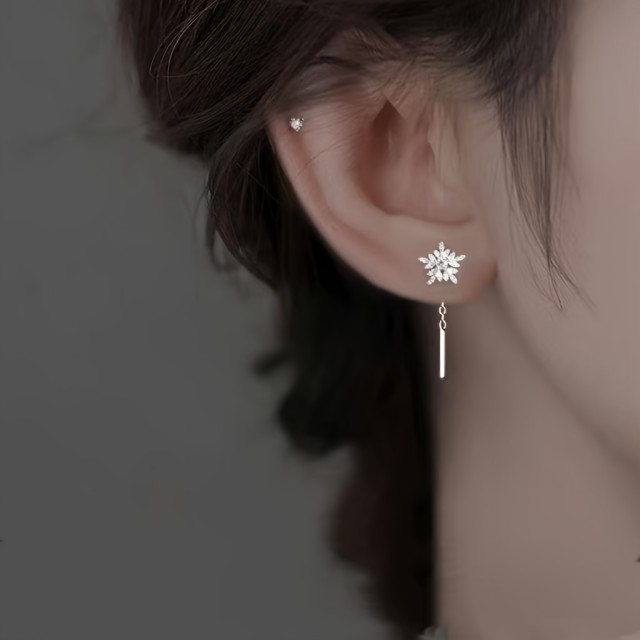 Prelepi viseči uhani s snežinko 