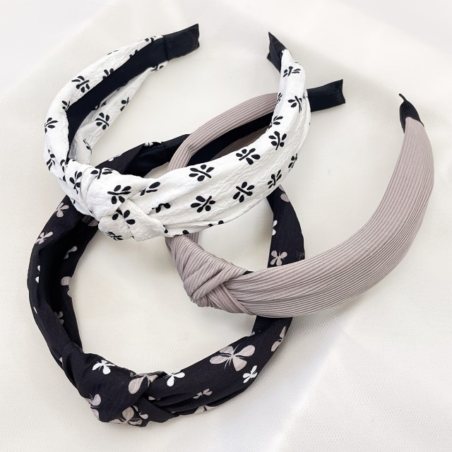 3 kosi elegantnih trakov za lase