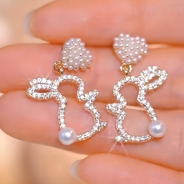 Prikupni uhančki z zajčki