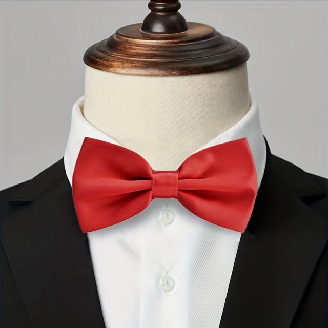 Moški metuljček v rdeči barvi