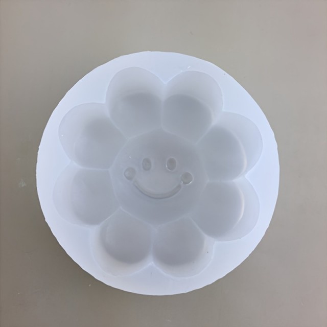 Silikonski model za milo ali slaščice – vesela sončnica