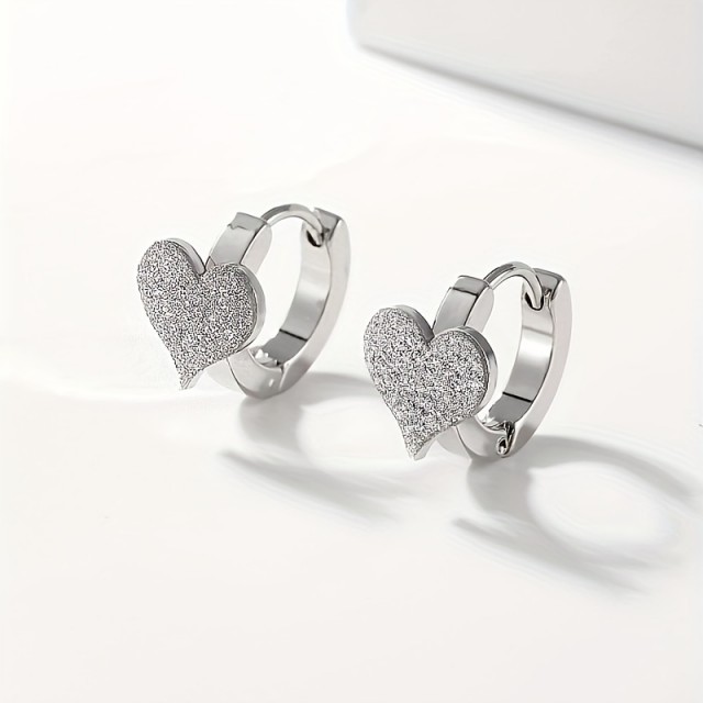 Elegantni uhani iz nerjavečega jekla srce