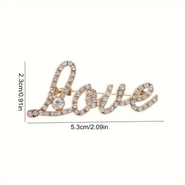 Elegantna broška v srebrni barvi LOVE