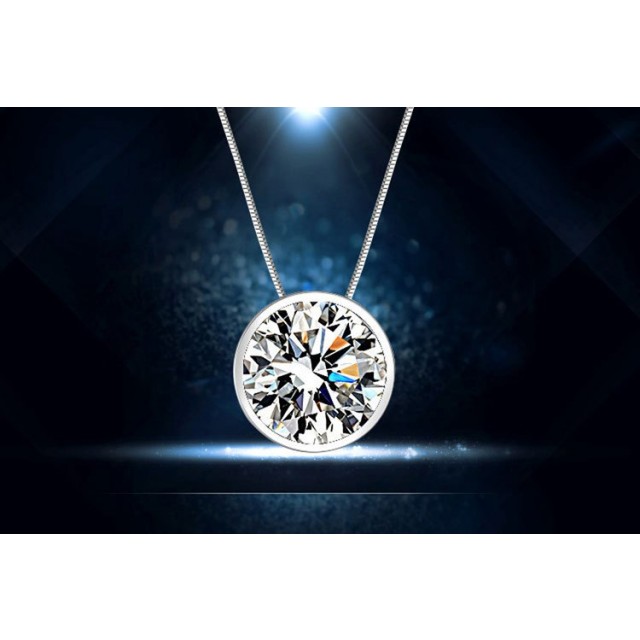 Verižica z obeskom krogca, srebrne barve